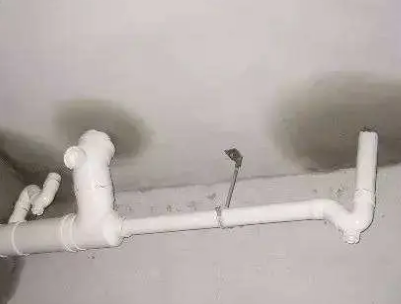 吉隆卫生间测漏水的几种情景